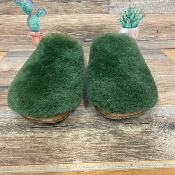 Swedish Hasbeens Fluff Clogs green on Anthropologie women’s size 6/ 36 - Picture 9 of 9